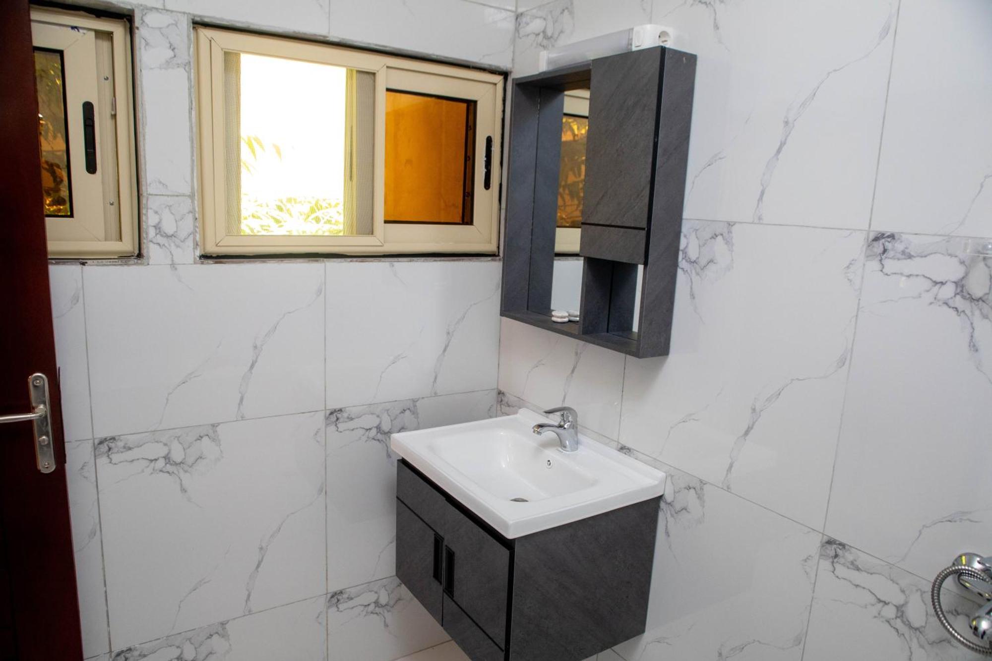 Hotel Les Orchidees Cotonou Eksteriør billede