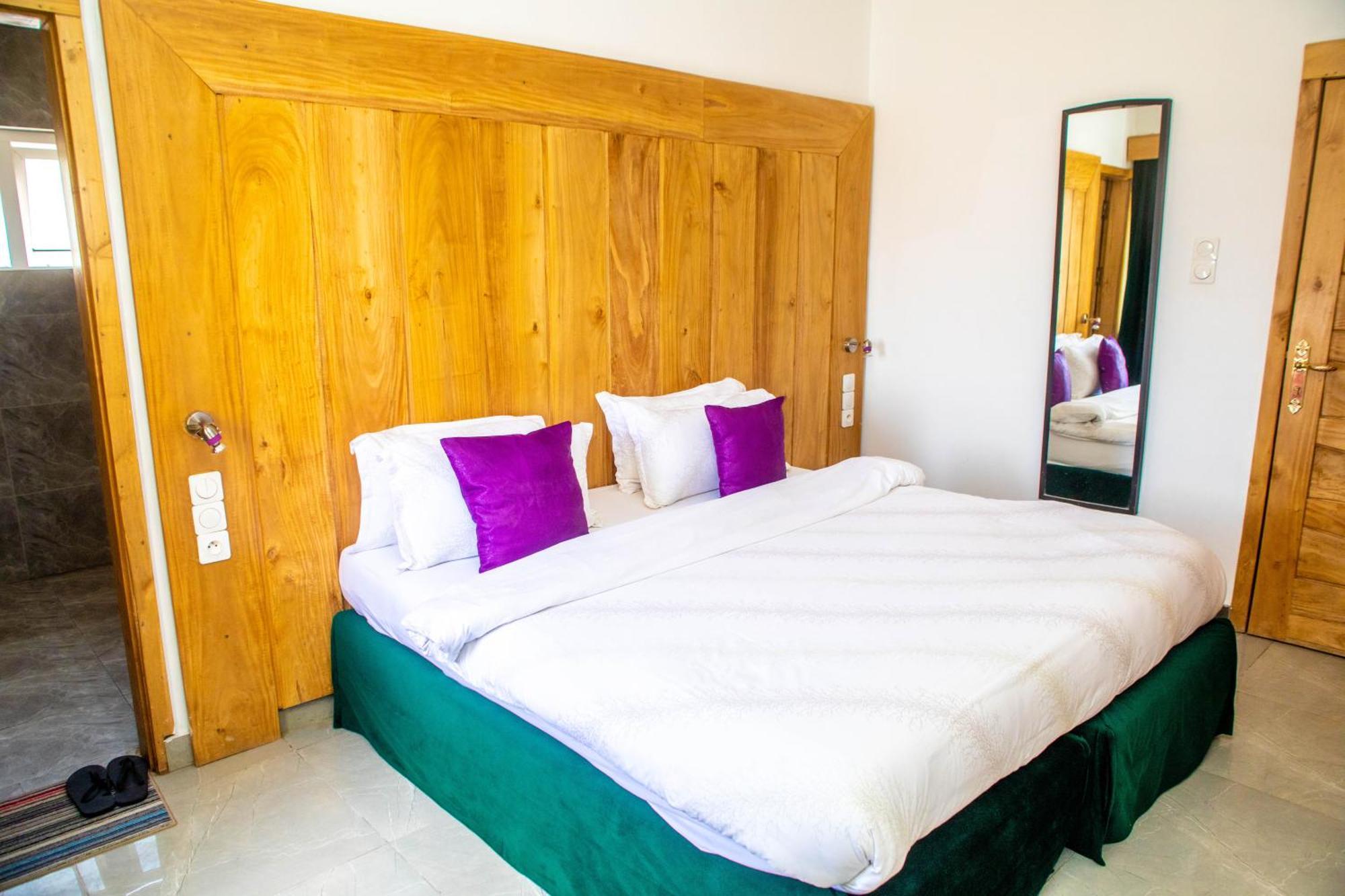 Hotel Les Orchidees Cotonou Værelse billede