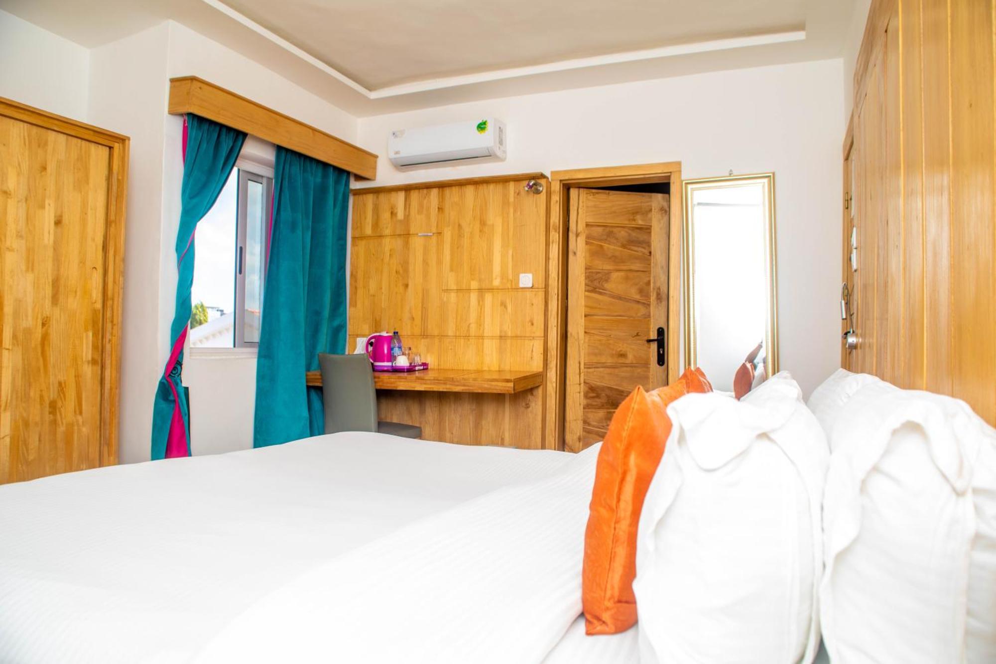 Hotel Les Orchidees Cotonou Værelse billede