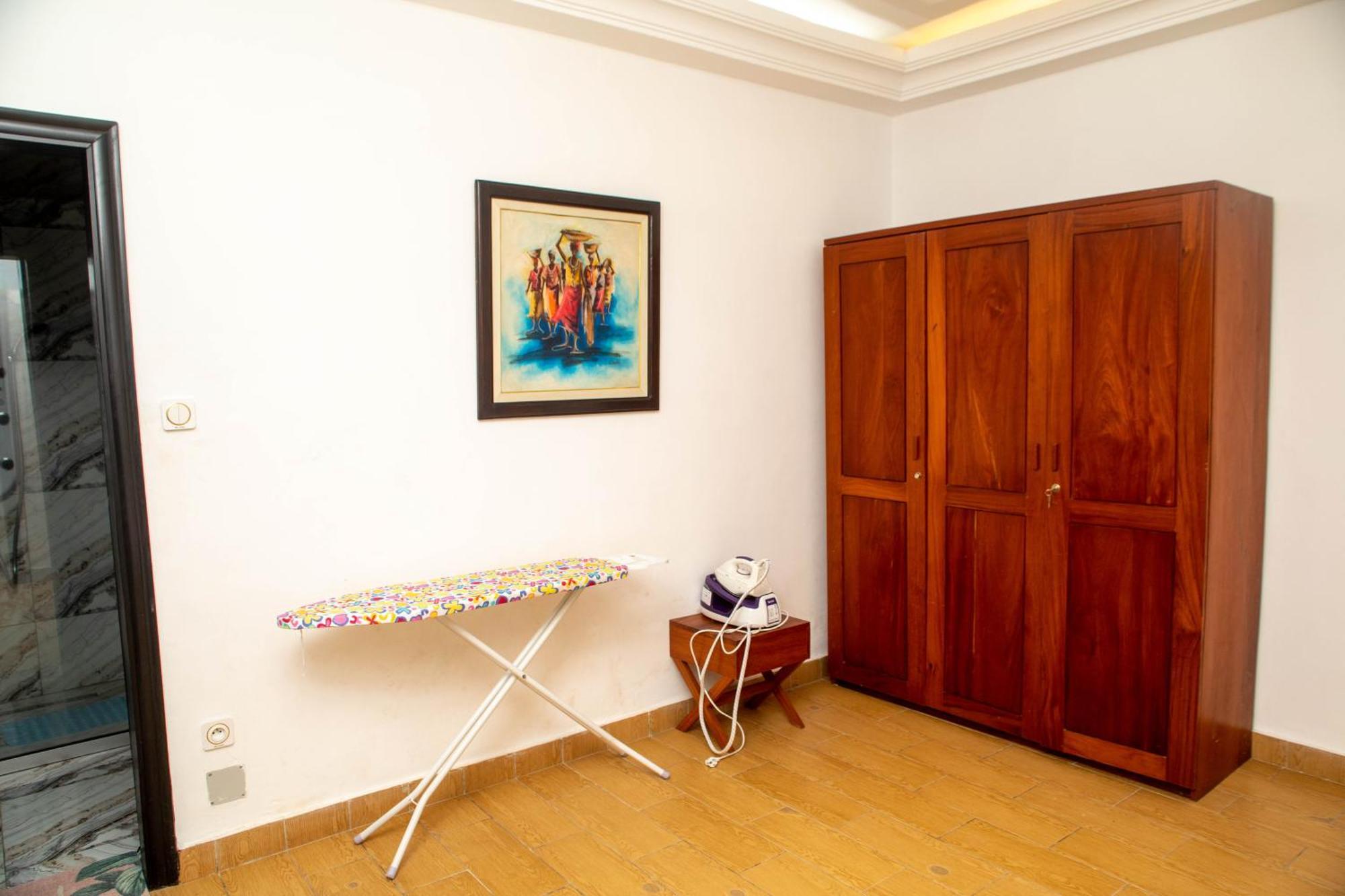 Hotel Les Orchidees Cotonou Værelse billede