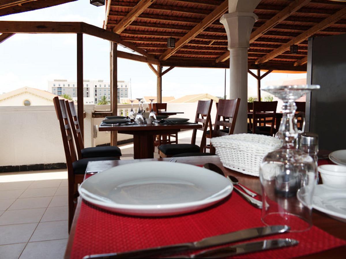 Hotel Les Orchidees Cotonou Eksteriør billede
