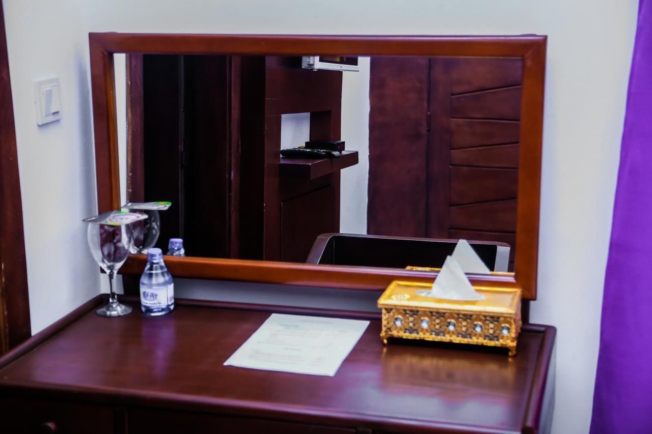 Hotel Les Orchidees Cotonou Eksteriør billede